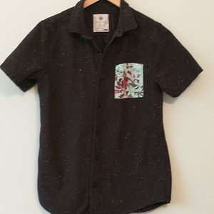 Thick cotton short sleeved button down shirt